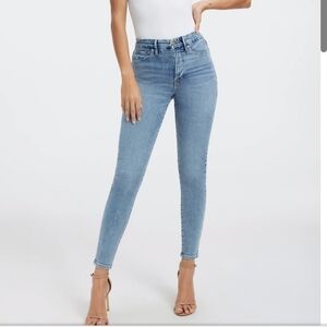 Good American GOOD WAIST SKINNY JEANS